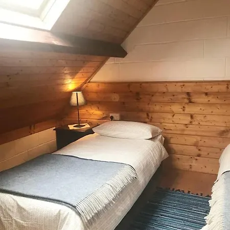 Dom wakacyjny Newly Refurbished Self-Catering Lodge Sleeping 3 *